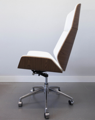 Кресло из натуральной кожи, каркас дерево арт. FX-BC06 - купить в Биробиджане. Цена 34 820.52 руб.
